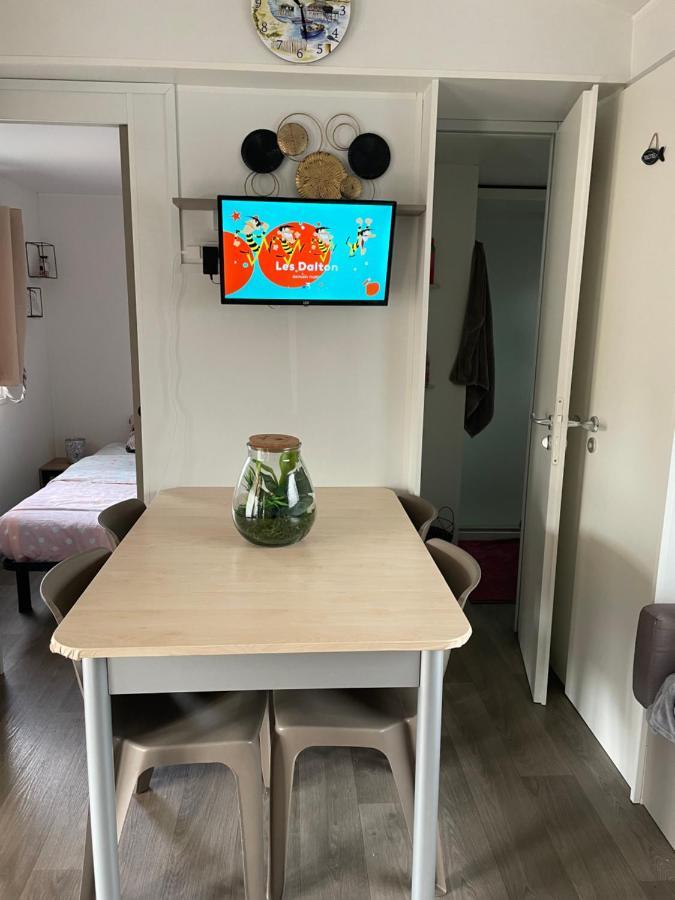 Mobil-Home 4/6 Personnes Dans Un Camping 4 Etoiles Леж-Кап-Ферре Экстерьер фото